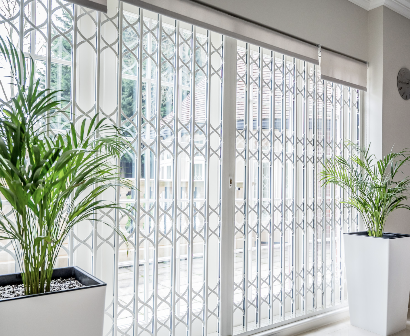 Retractable Door Barrier