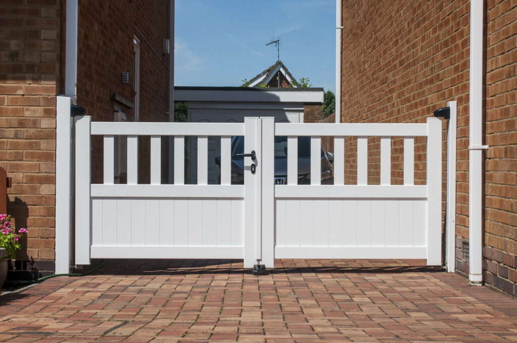 wooden driveway gates in London
